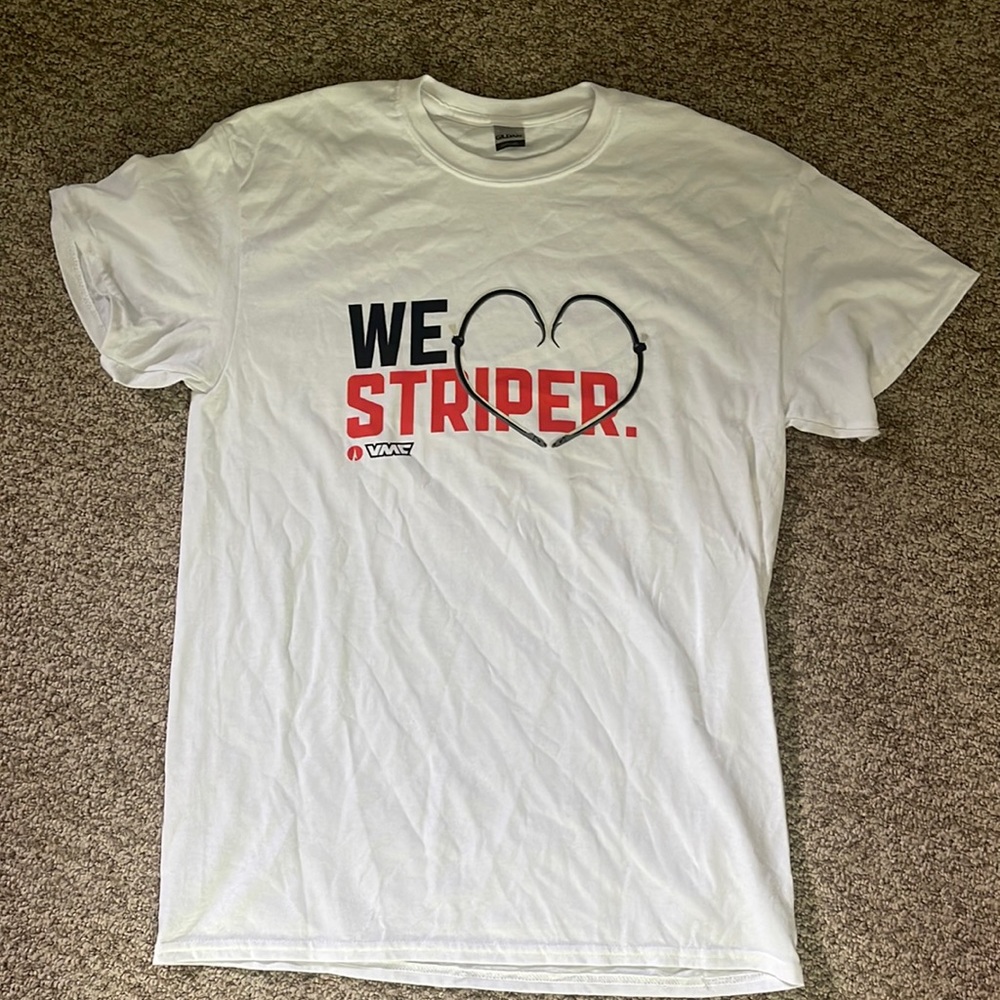 Brand New Gildan Striper t shirt